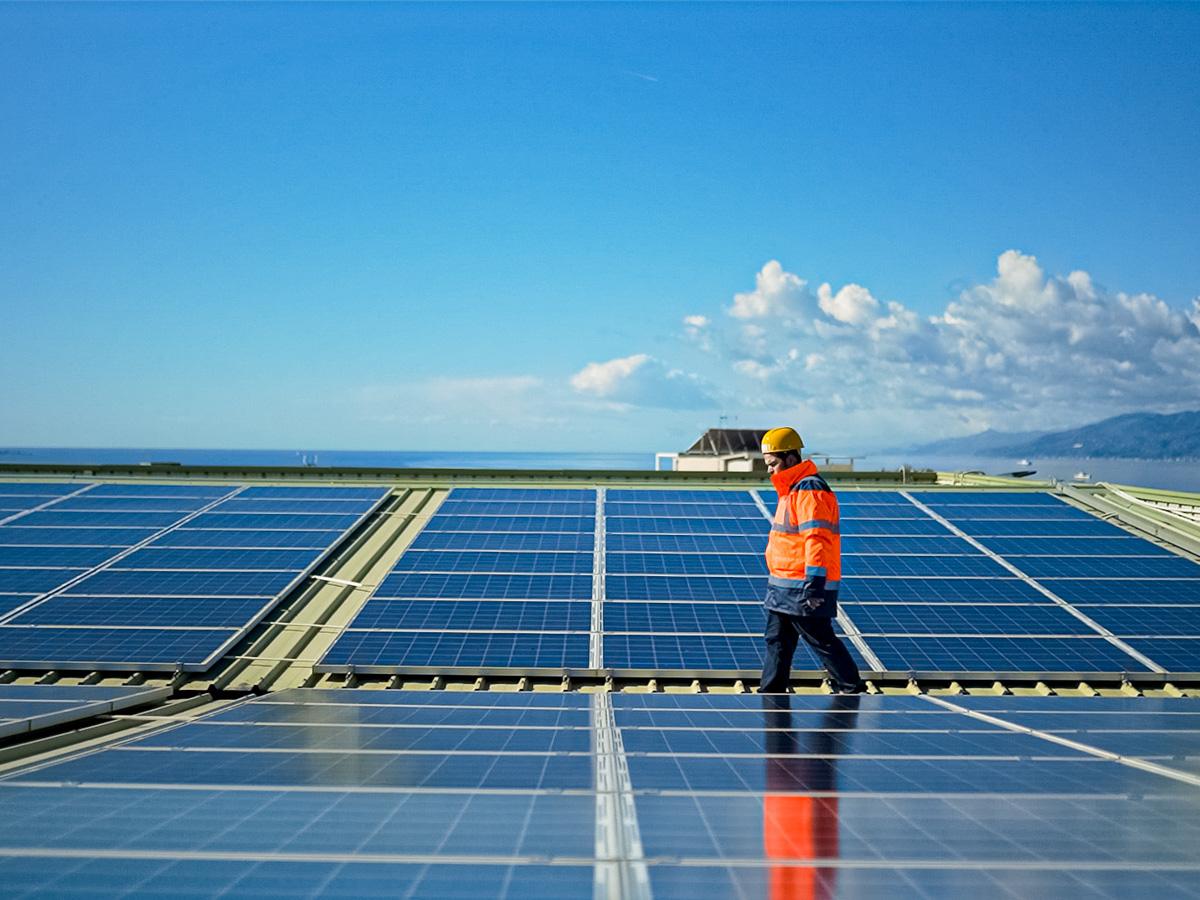 Grandi Impianti Fotovoltaici su Tetto Redel